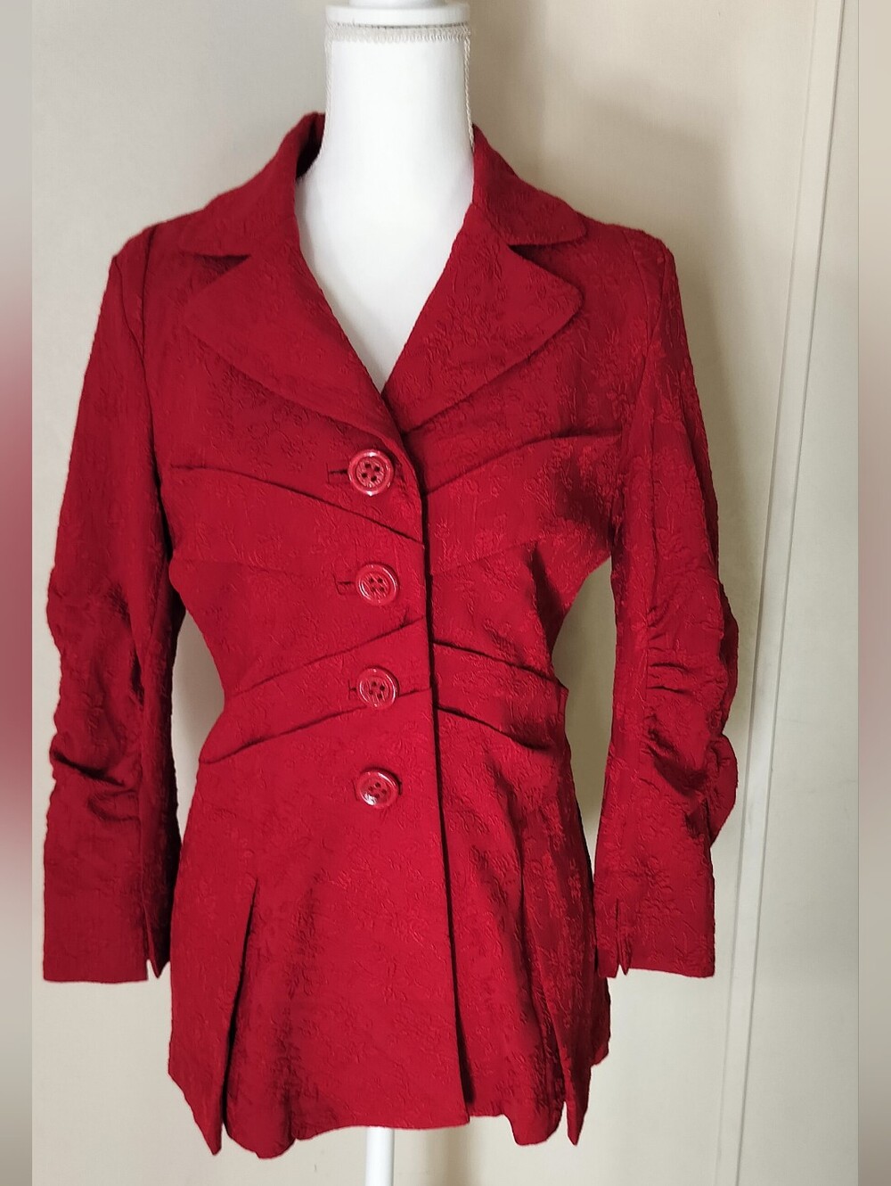 Tailored Red Textured Women's Blazer